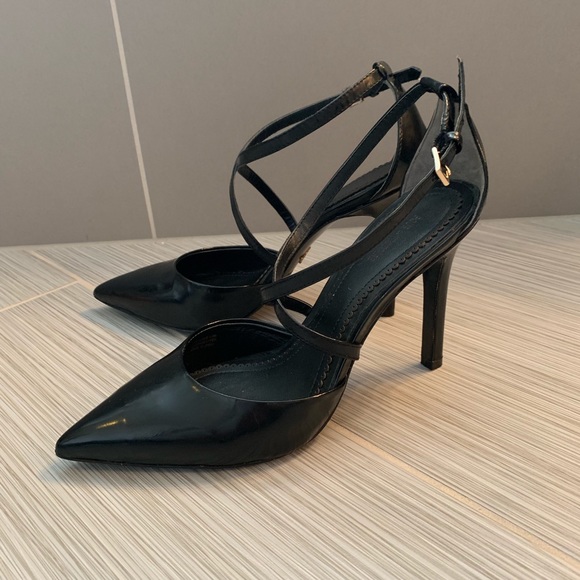 Pour La Victoire Shoes - Pour la Victoire Cheyenne Crisscross Pointed-Toe